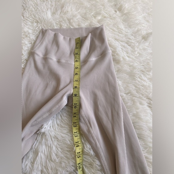 Aritzia TNA Ribbed  Legging - Picture 9 of 9